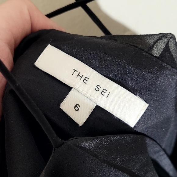 The SEI Black Silk Mini Dress - Picture 6 of 6